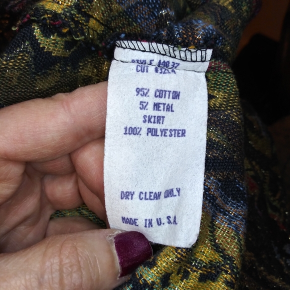 Vintage 1980's Sparkly Gold Brocade Medieval/Steampunk Style Jacket - Picture 9 of 10